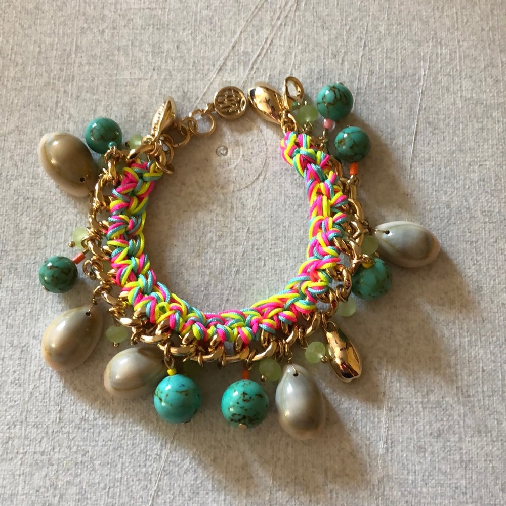 Lilly bracelet